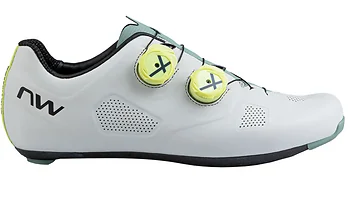 FIETSSCHOENEN NORTHWAVE REVOLUTION